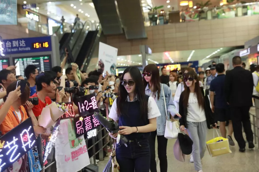 明星应援粉头赚大钱,粉丝经济的时代的到来