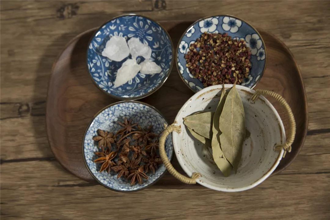 做的泡菜老是生花怎么办,为什么有些人做泡菜会生花