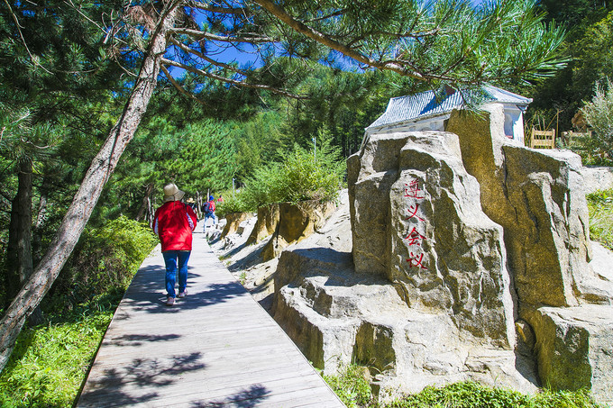 固原六盘山，毛主席说不到长城非好汉，此长城不是彼长城