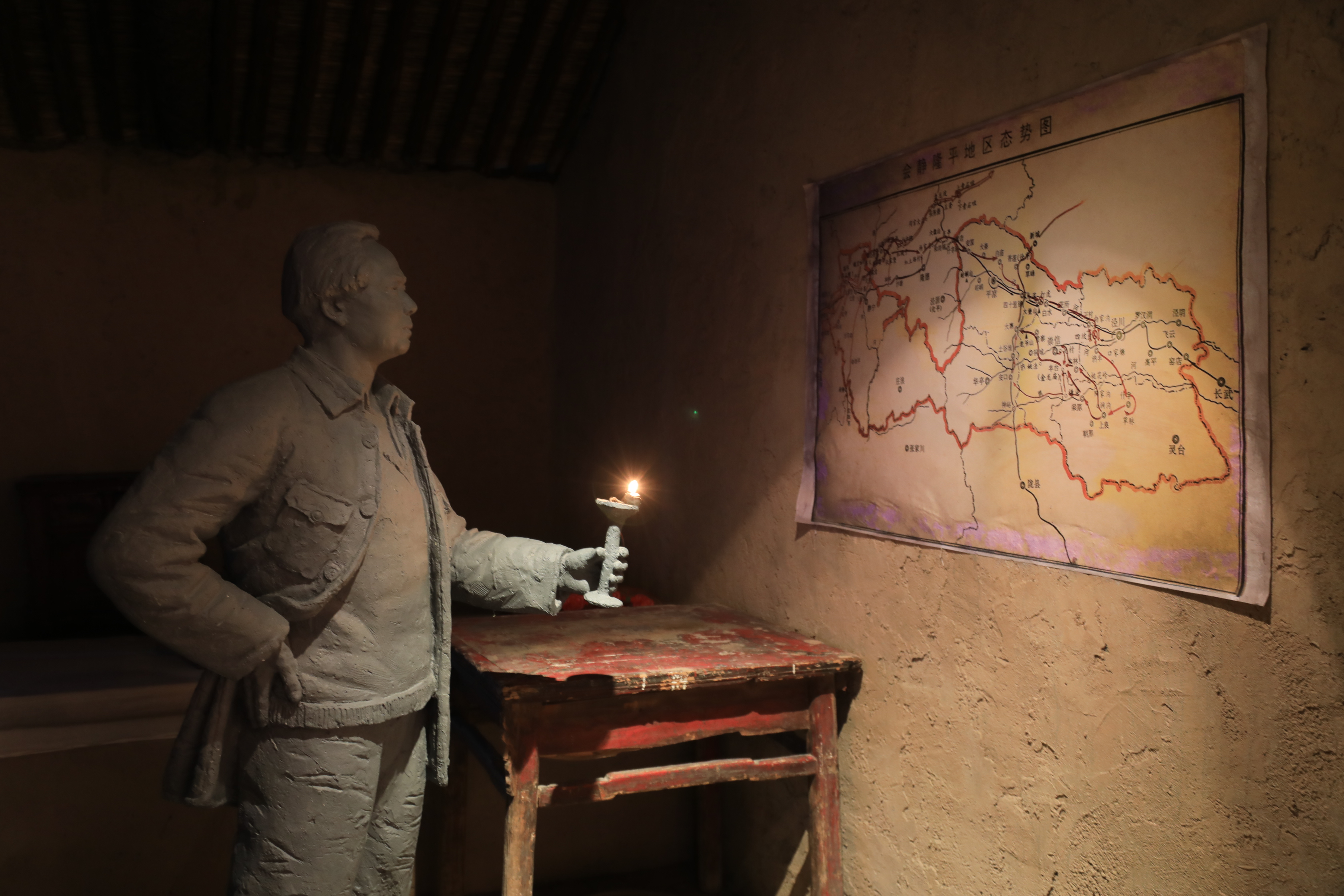 固原六盘山，毛主席说不到长城非好汉，此长城不是彼长城