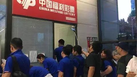 年轻人，请你慢慢变富