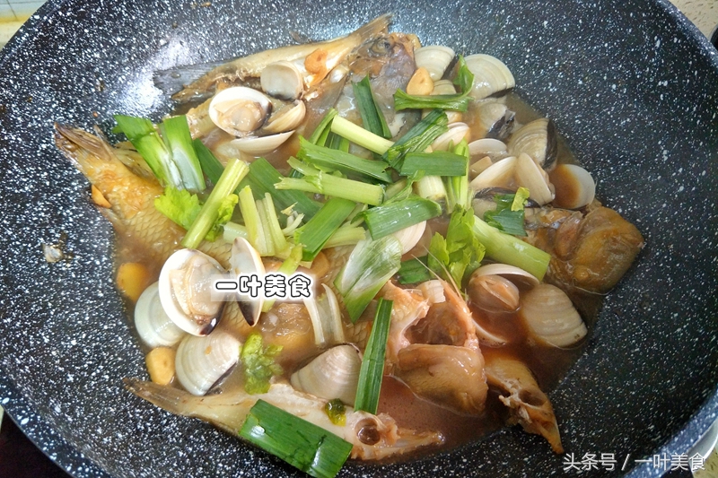 家常红烧鱼简单又好吃不用煎的,红烧鱼最简单的做法鱼块不用油炸