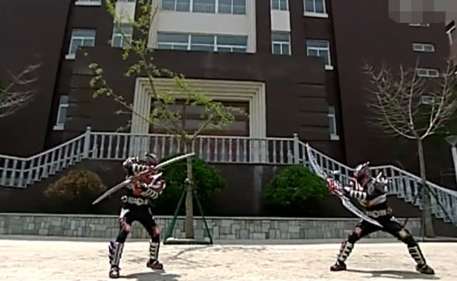 铠甲勇士炎龙侠vs飞鹰铠,铠甲勇士炎龙侠的真正实力