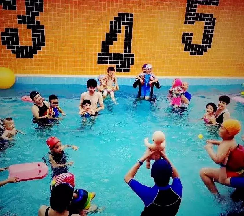 天津中华剧院演出信息,坐地铁去看天津滨湖剧院