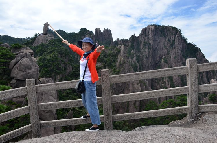 八月的黄山风景,独一无二的一品黄山