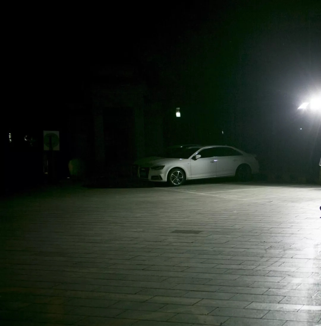 深夜遇到人求救,深夜被人尾随如何自救