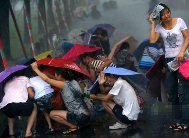 台风山竹造成的主要影响,卡特里娜飓风和山竹台风谁强