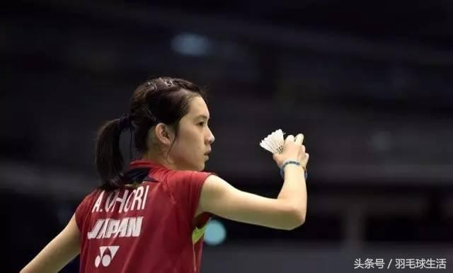 打羽毛球最美的女的,一大群美女打羽毛球