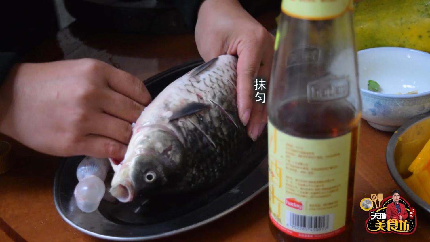 爱吃鱼的一定要收藏鲫鱼,一道营养美味的鲫鱼汤分享给大家