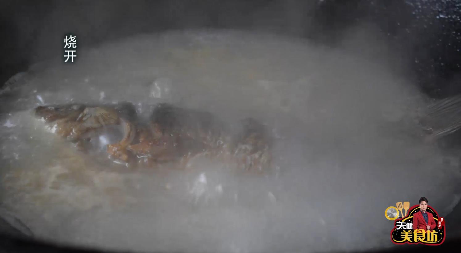 爱吃鱼的一定要收藏鲫鱼,一道营养美味的鲫鱼汤分享给大家