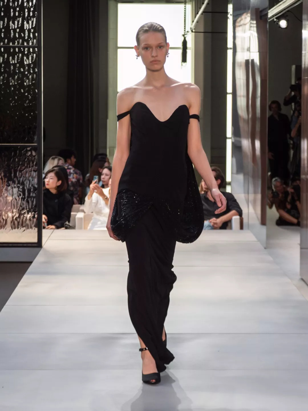 burberry新中式,burberry2024年春季新款