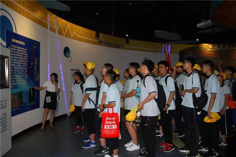 潍坊金宝乐园2022年初一免费吗,2010年潍坊金宝乐园快乐向前冲