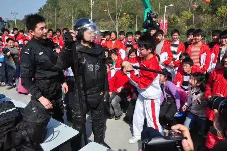 步兵单兵装备配置,特种部队单兵装备配置