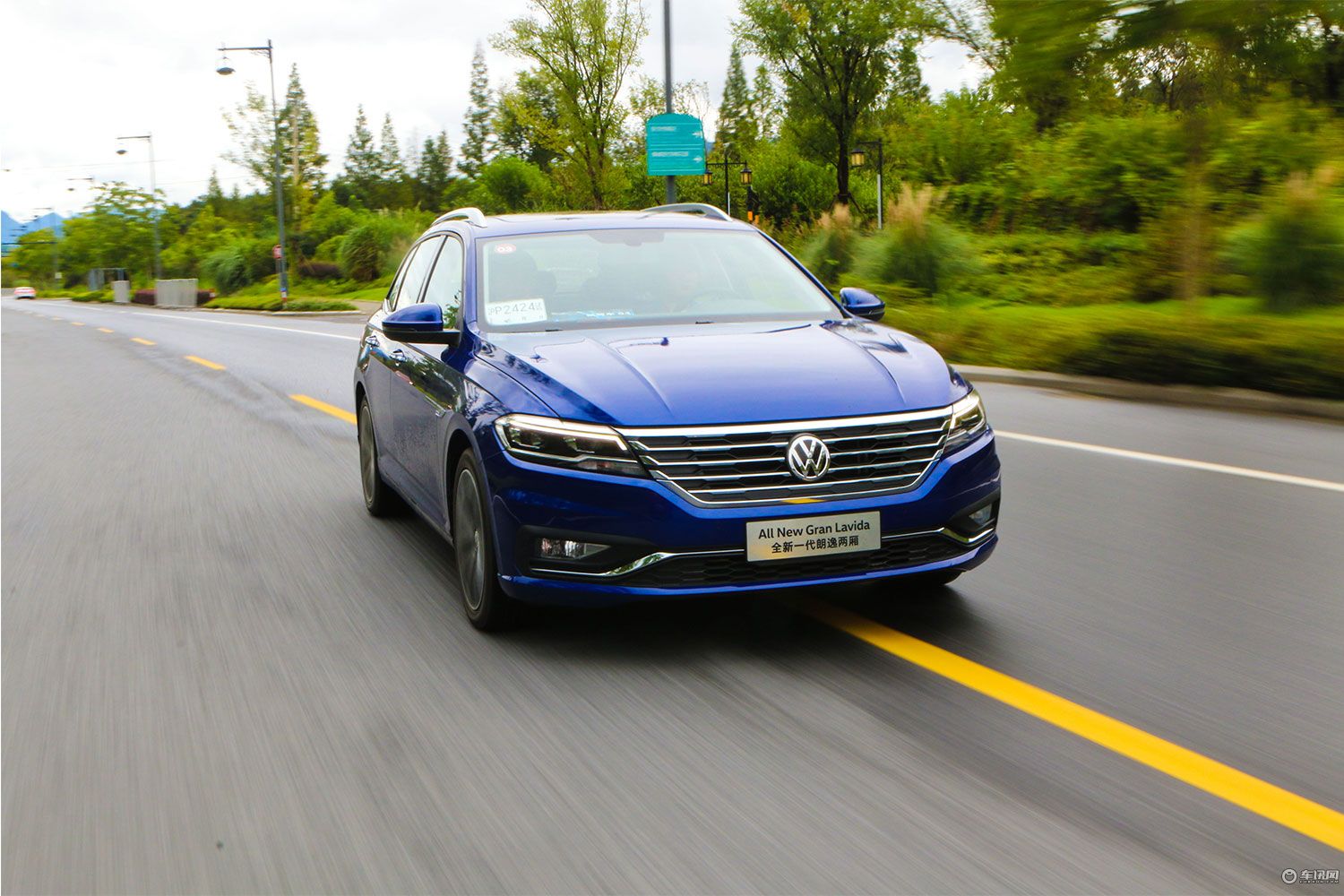 朗逸两厢版1.5自吸版2019怎么样,大众朗逸两厢版1.4t库存新车