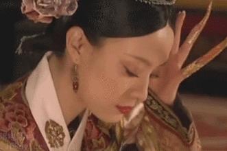 松肩背按摩视频,松肩沉肘含胸拔背