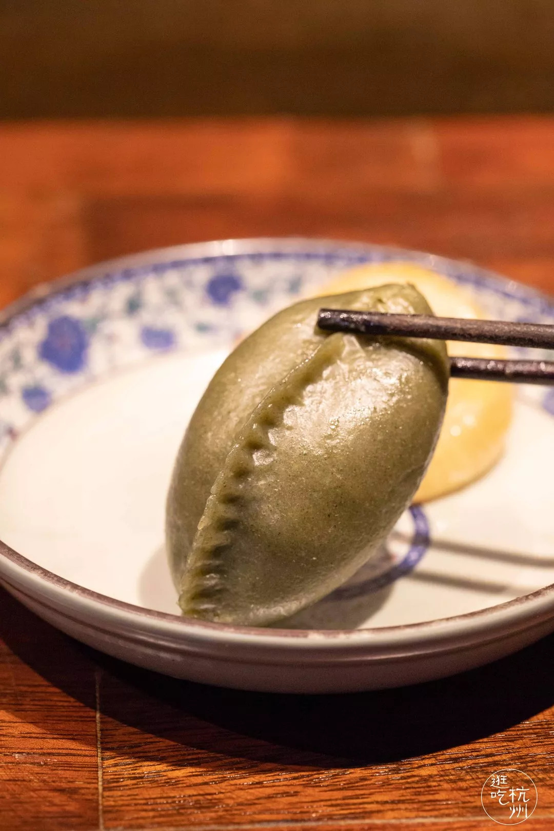 “火山口”肉包来了！每天卖出3000个，开车4小时……