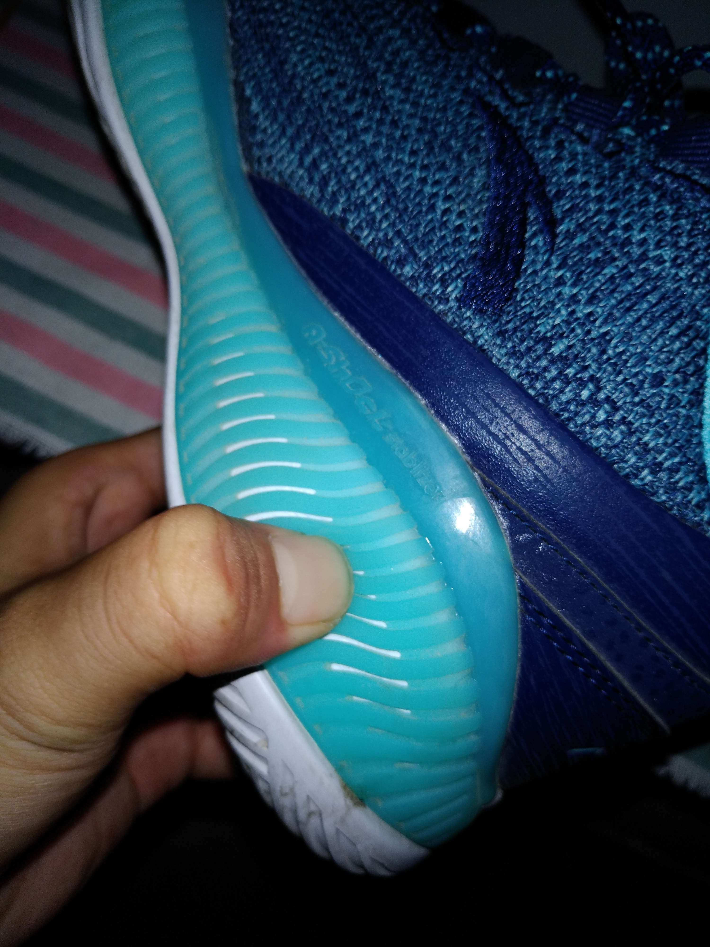 安踏a-shock实战篮球鞋怎么样,安踏UFO4.0测评