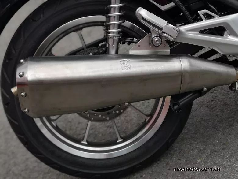 摩博会三阳机车,三阳野狼300摩旅