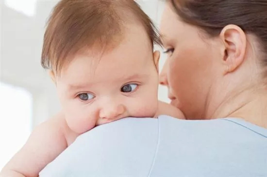 宝宝抵抗力差经常生病应该怎么养,宝宝生病如何提高抵抗力