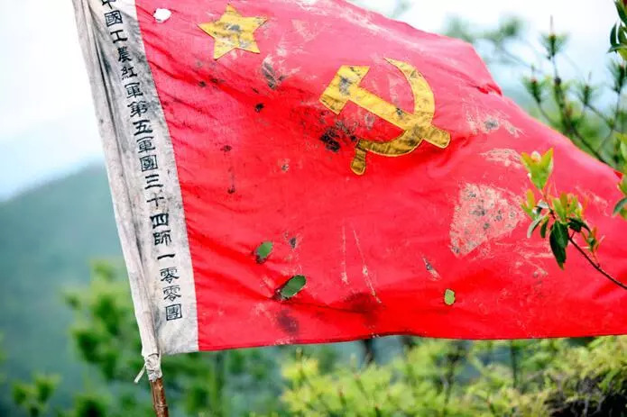 「连载」第八章突破信丰河1-2:长篇小说《绝命后卫师》