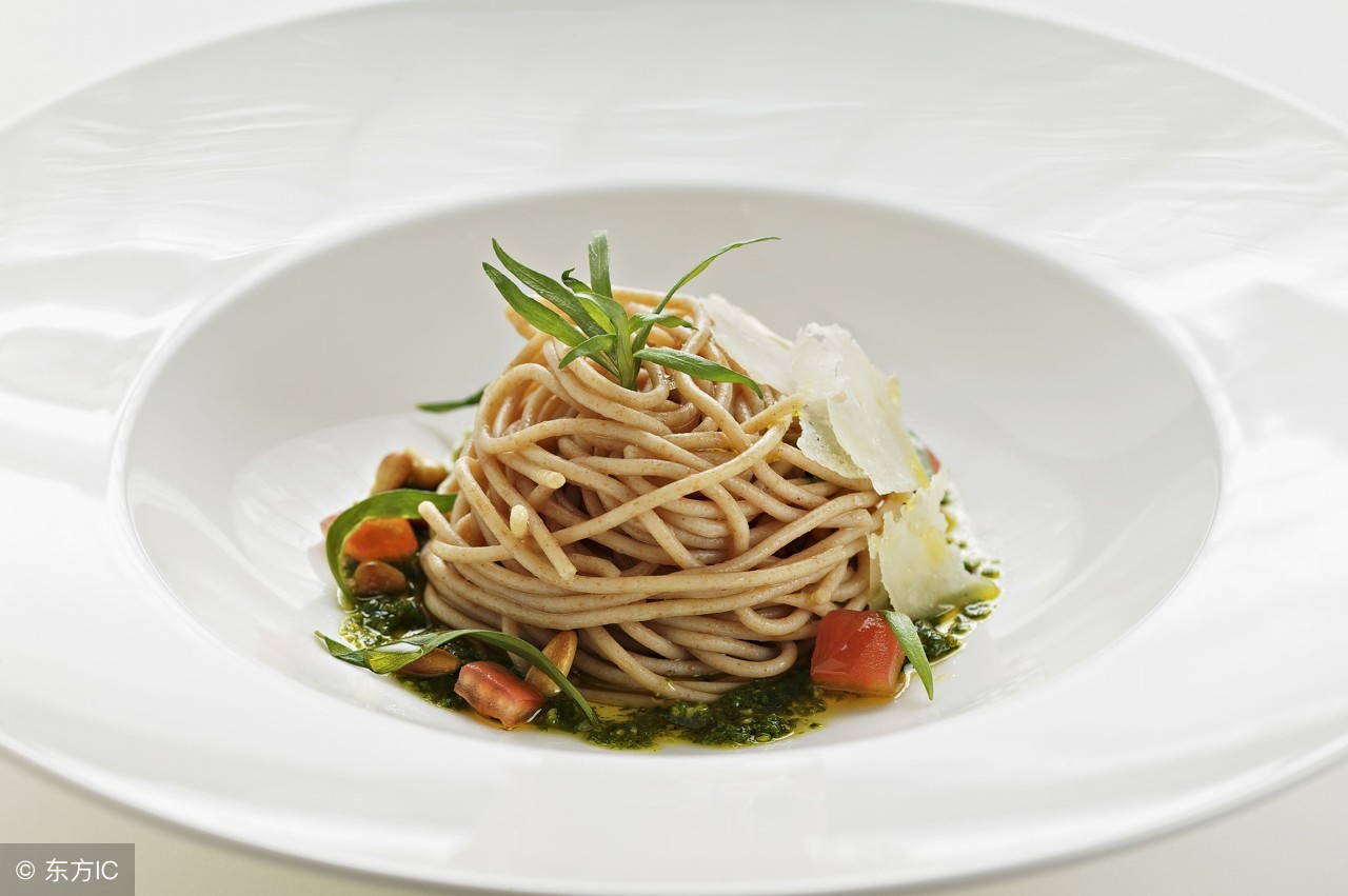 感冒吃药忌吃什么食物,感冒喉咙痛吃药也不好怎么办