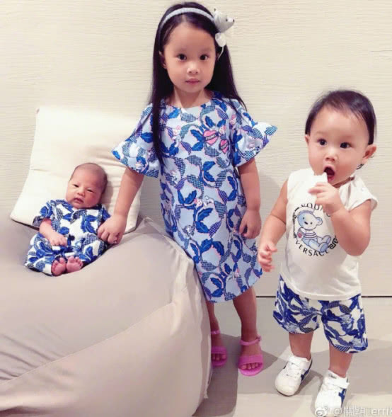 关颖怀二个孩子照片,关颖为什么怀三胎