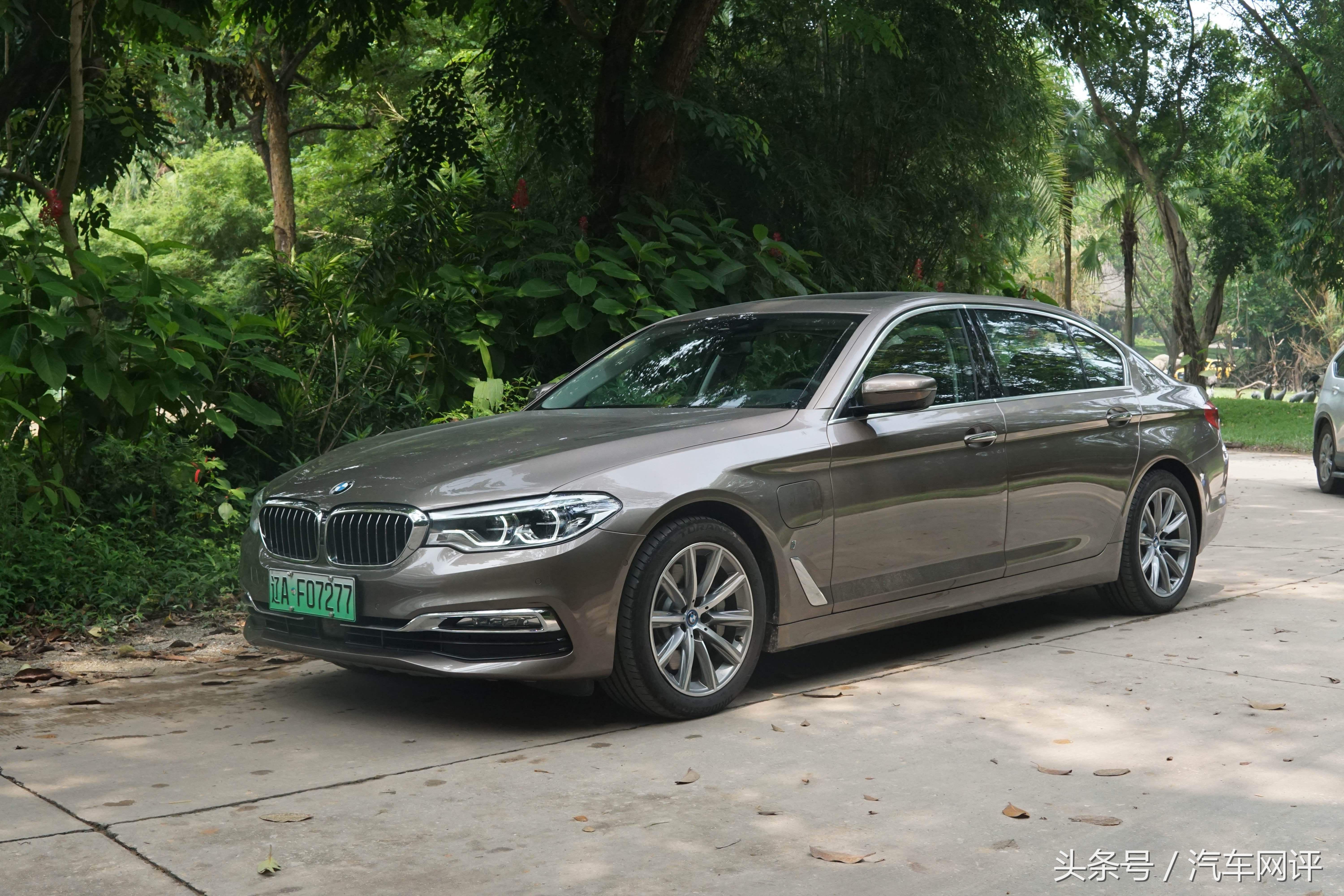 驾着宝马530Le去游玩长隆野生动物世界是一种怎样的体验？