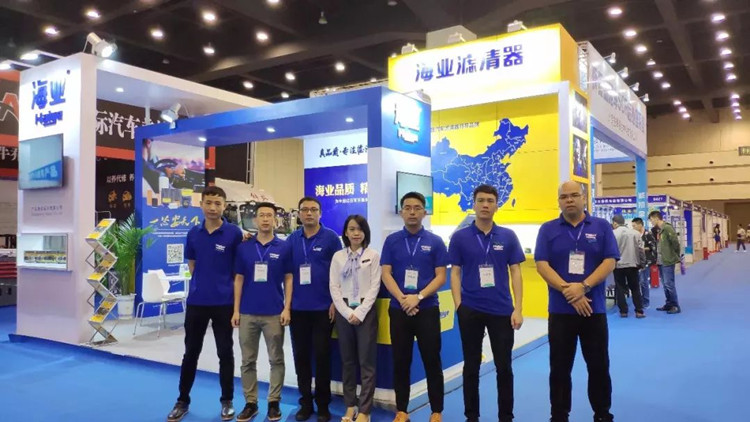 海业惊艳亮相郑州易损件展览会，展台前吸引众多参展商驻足交谈