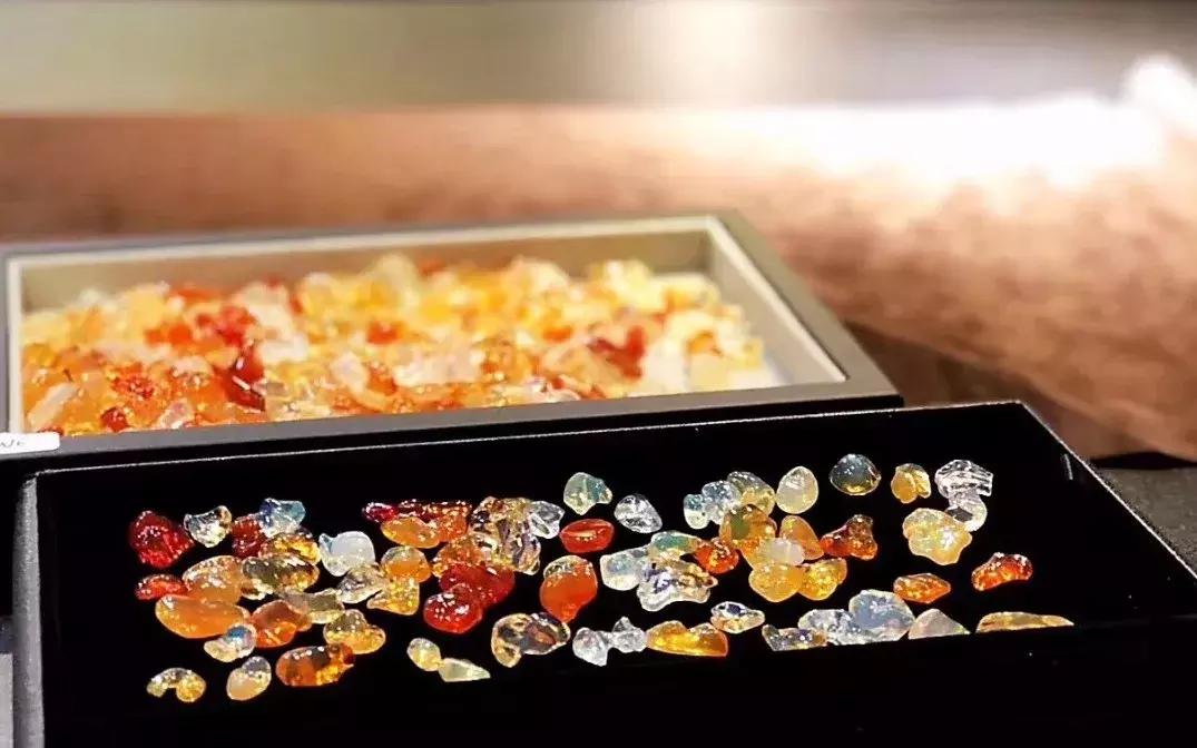 2023香港珠宝展价格,香港国际珠宝展上的顶级托帕石