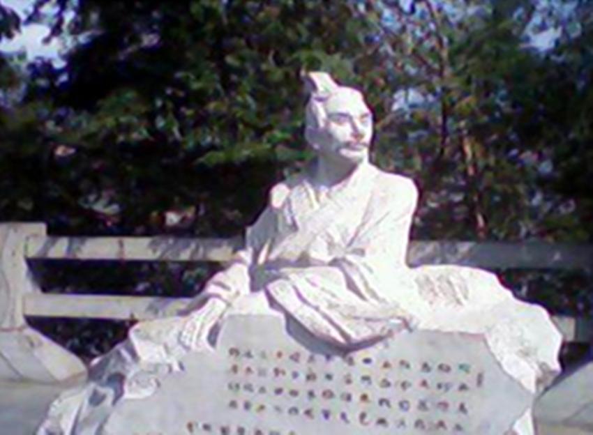 此人在中国四大*男美**中排行第一，论帅气没人超过他但却得不到善终