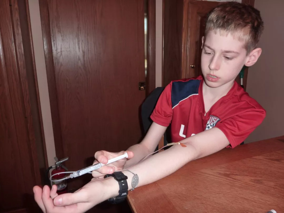 NEJM：突破！“仿生”双抗能使没有因子VIII抗体的血友病A患者年出血次数减少95%以上，扫除传统疗法困境｜临床大发现