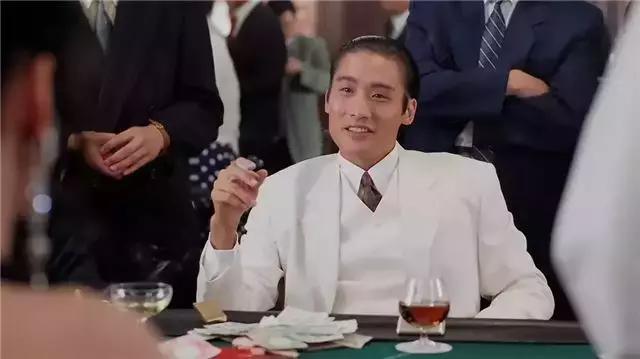 盘点刘德华11部赌片，第五部结局最悲情，最后一部阵容大口碑差