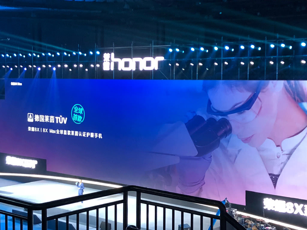 荣耀8x体验王者荣耀2.0,荣耀8x体验报告