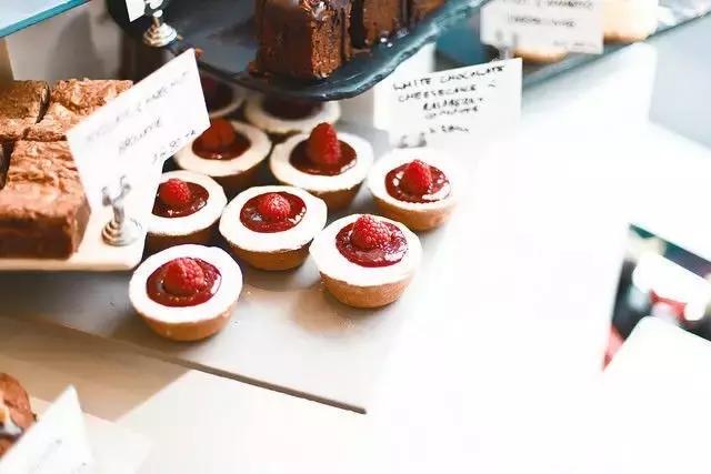 高中生经常熬夜学习吃什么,高中生经常熬夜需要补充什么