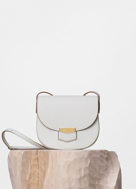 如果你是CELINE的老板会因为换了设计师就不卖自家爆款了吗？