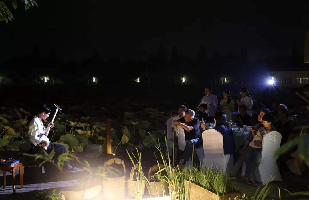 家乡魅力秀：武汉慧心雅社演绎东湖民间祭月，媲美古装实景大剧