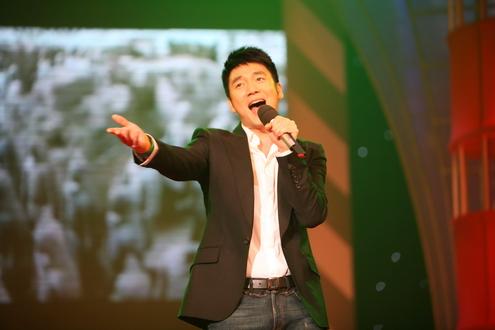 曾凭一首歌爆红二婚后却跳楼,凭借一首歌走红大江南北