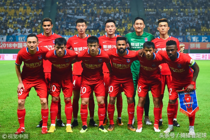 广州恒大vs重庆斯威比赛集锦,广州富力对重庆斯威