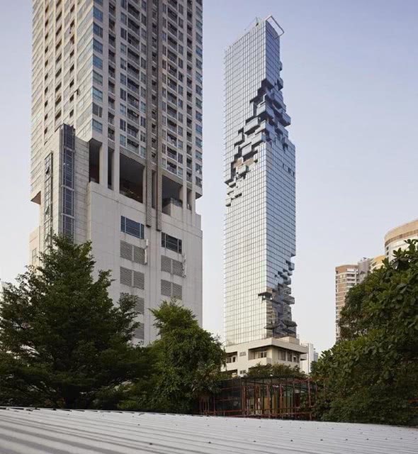 泰国烂尾楼43层里面有什么,泰国第一高楼是烂尾楼吗