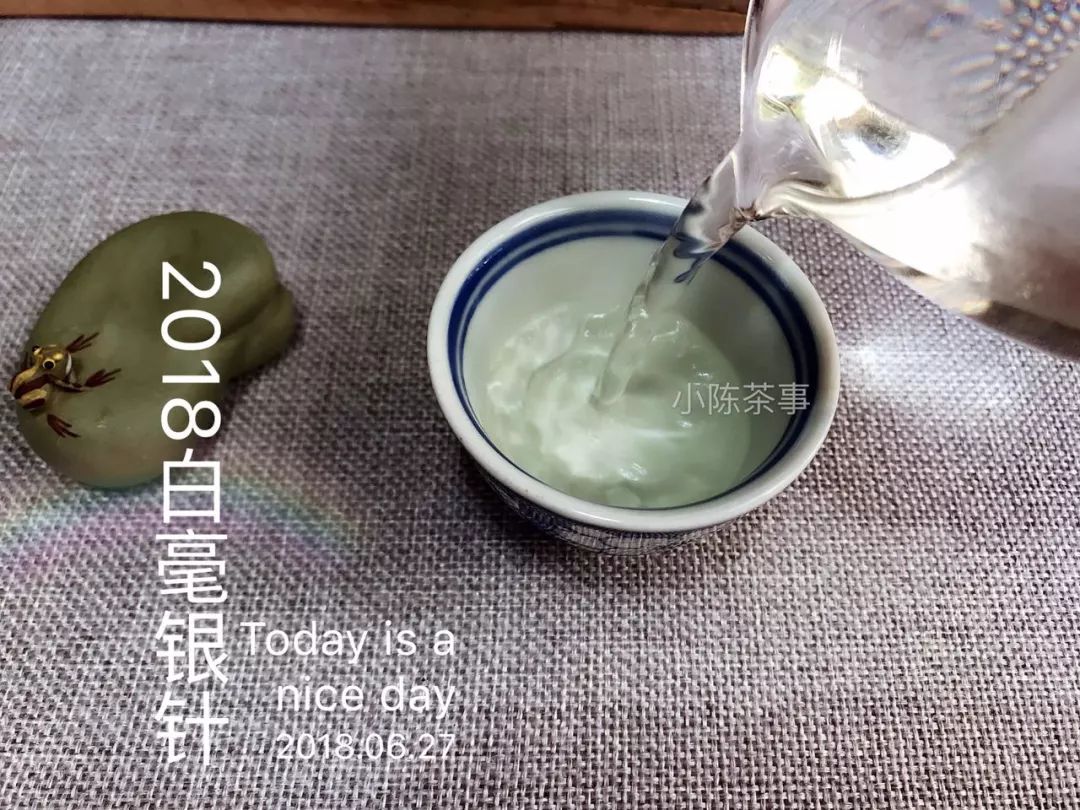 白茶轻微的受潮怎么处理,白茶受潮了怎么办