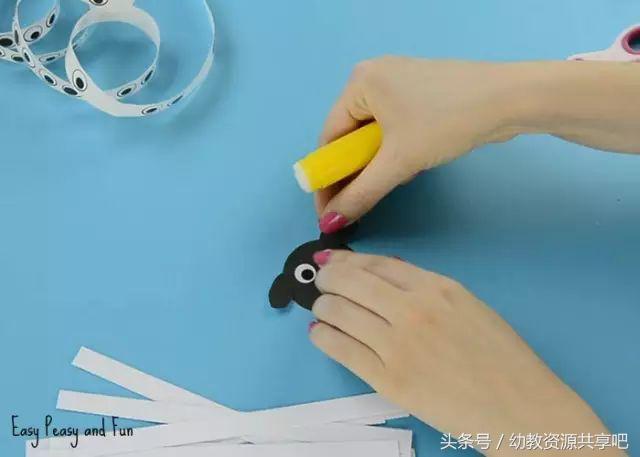 用彩色纸条制作手工卡纸,超简单卡纸手工特别好看