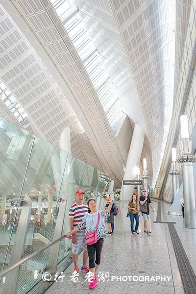 广州南至香港西九龙高铁如何过关,广深港高铁48分钟带你去香港