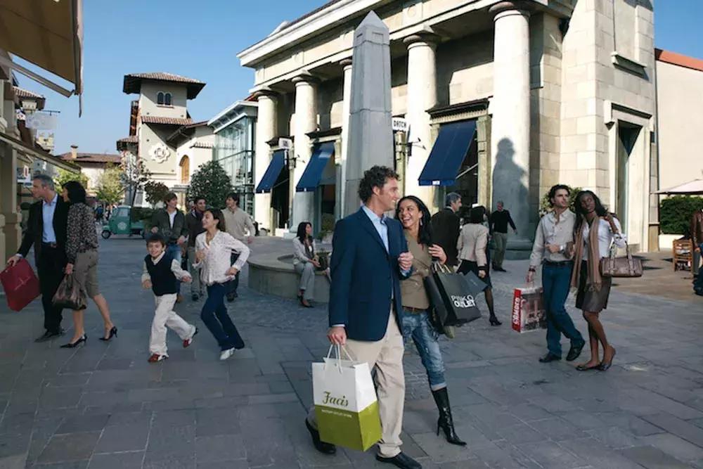 十·一来这里，白菜价把时装周大牌带回家