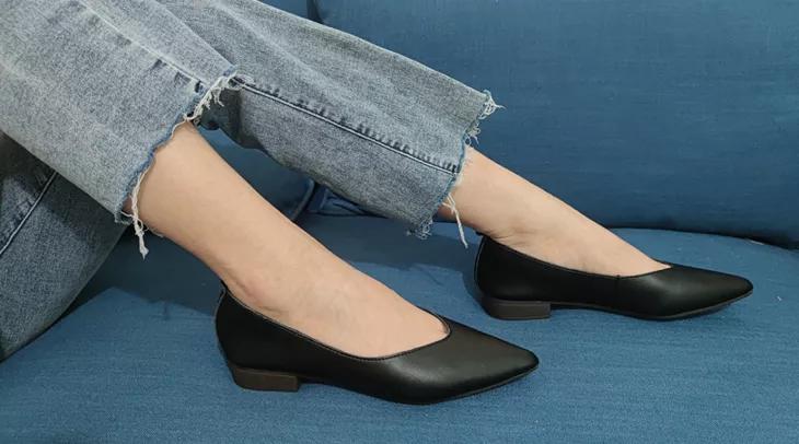 真皮小众百搭豆豆鞋,百搭高端牛皮小白鞋