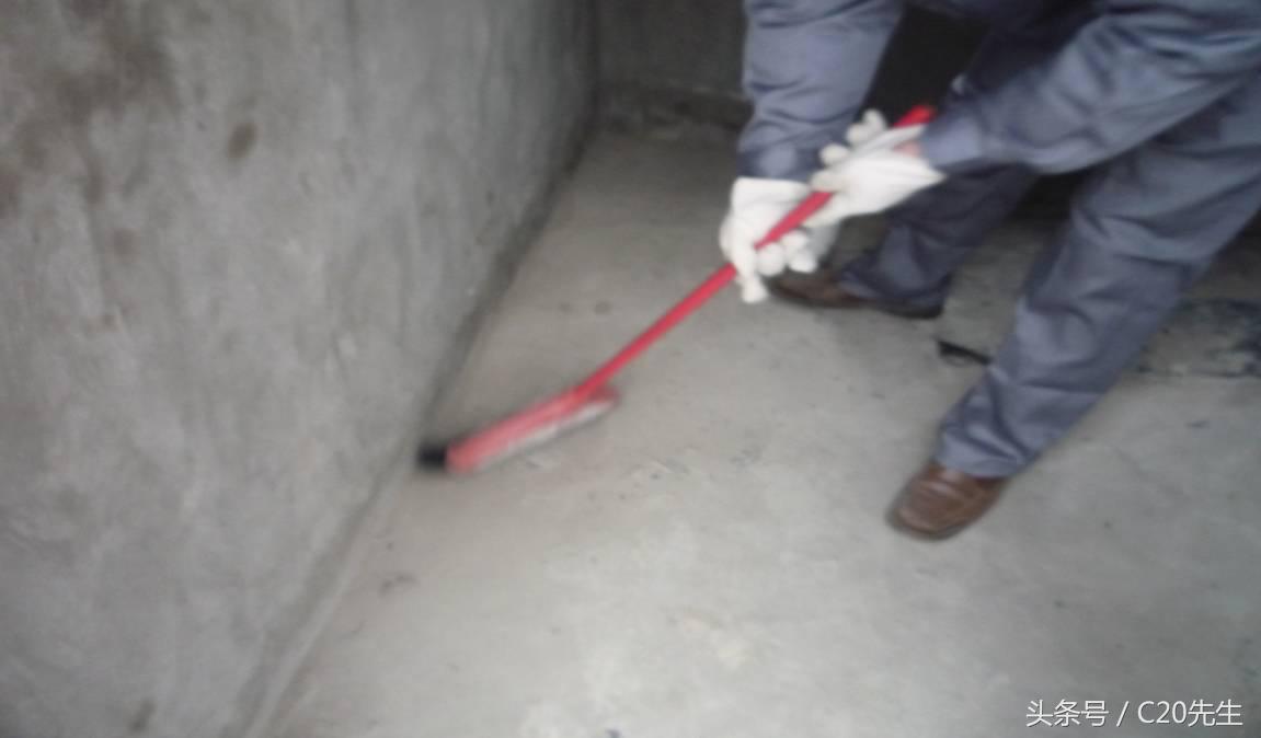 聚合物防水涂料的施工,高分子聚合物水泥防水防腐涂料