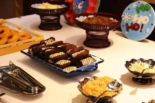 迪拜帆船酒店全球唯一七星级酒店,迪拜帆船酒店室内设计是谁