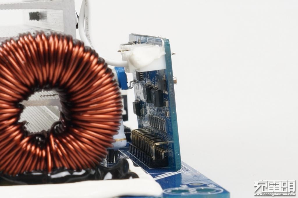 电小二户外电源拆解,电小二户外电源拆机