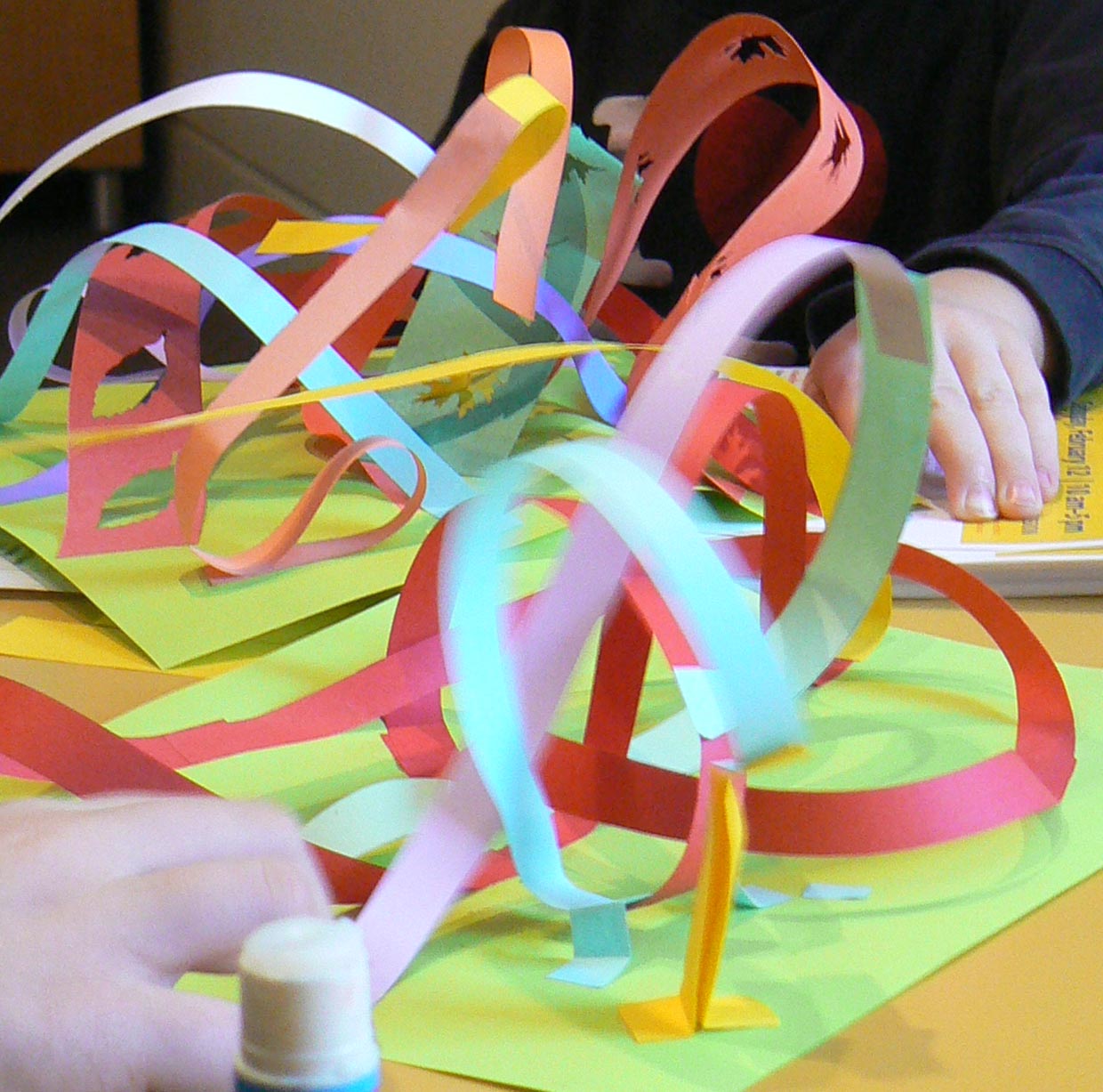 自制弹珠过山车轨道教程纸质,diy弹珠过山车