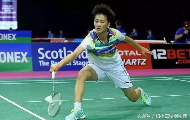 羽毛球新手入门单打战术教学视频,打羽毛球的正确方式从基础到高级