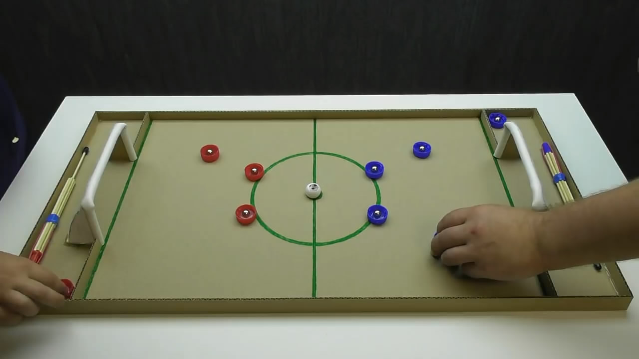 怎么做足球桌面游戏,足球游戏机手工简单易学